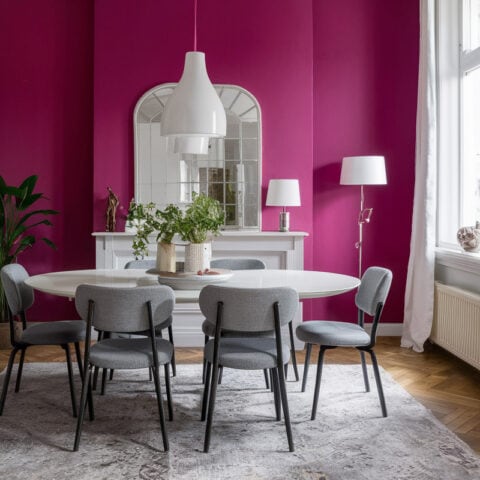 Pintura de pared magenta